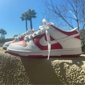 Nike Dunk Low Championship Red Men’s size 6.5Y USED DD1391-600
